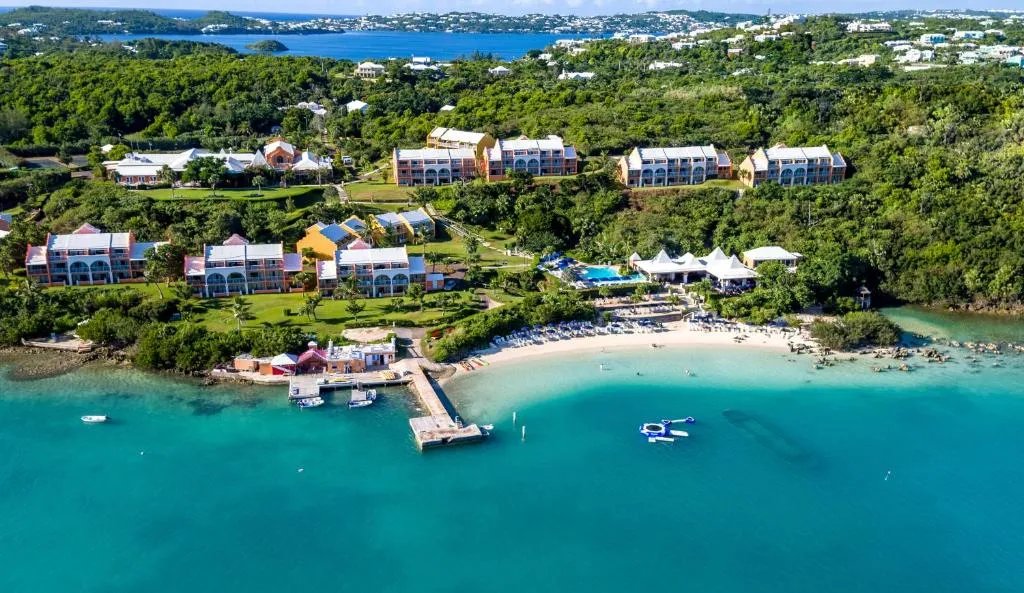 North Shore Village, Bermuda