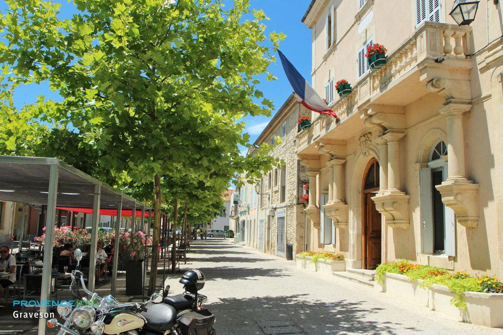 Graveson, France