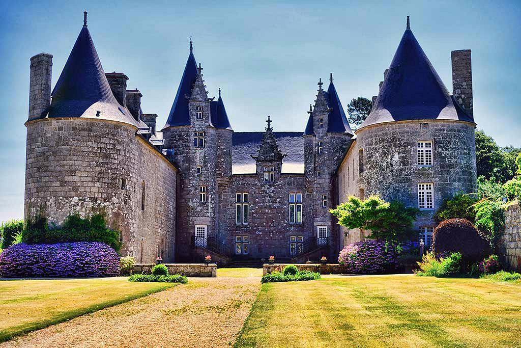 Ploubezre, France