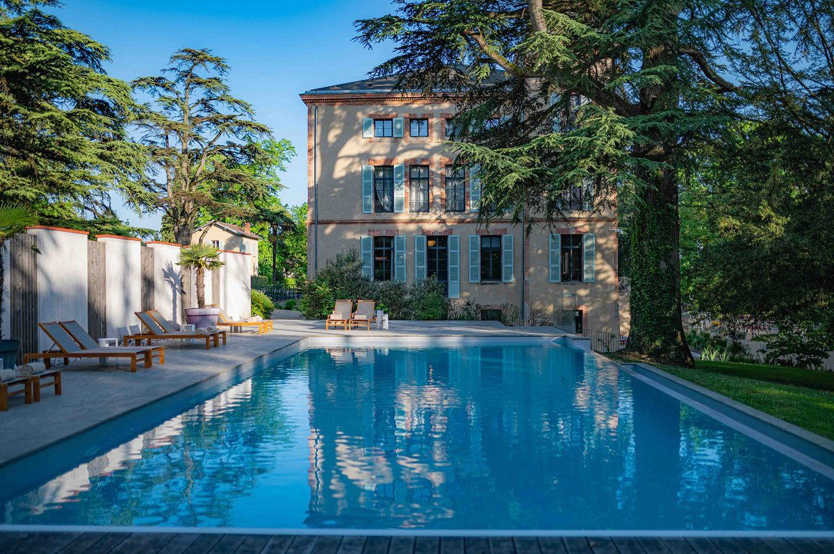 Fiac, France
