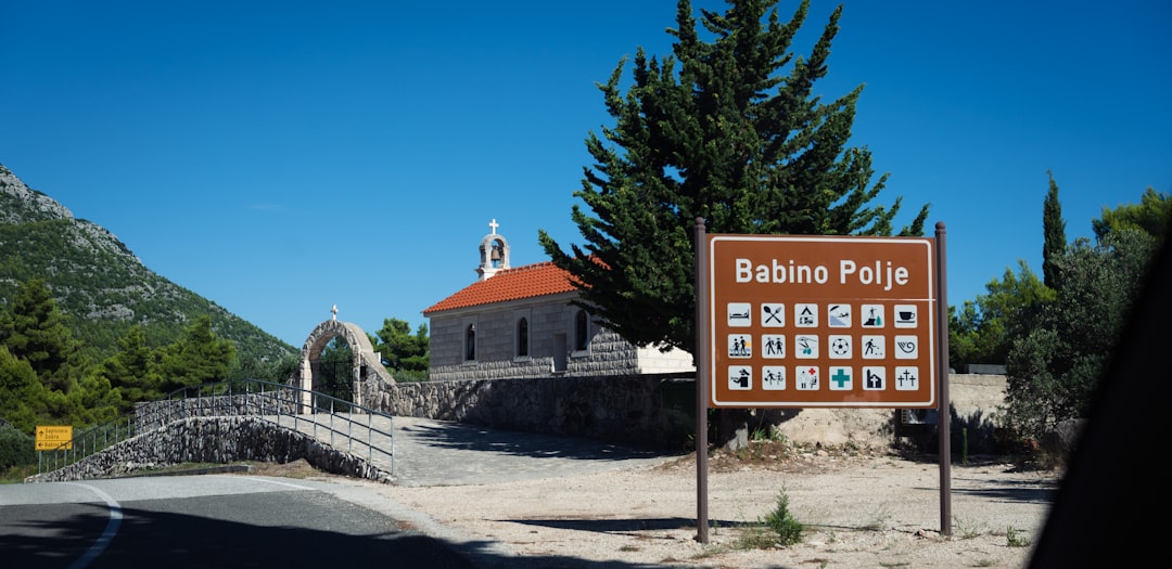 Bachte-Maria-Leerne, Belgium