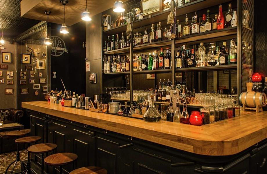 Bar, France