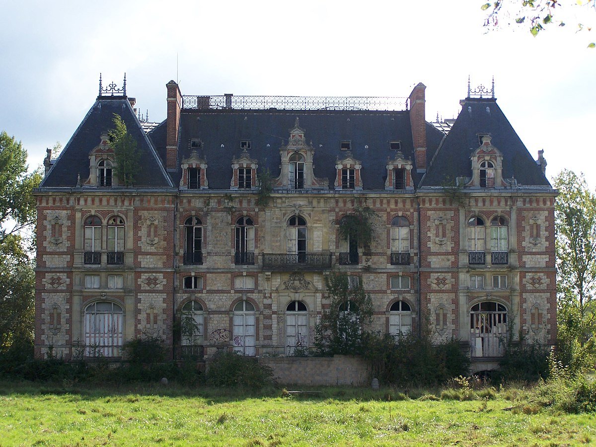 Bonnelles, France