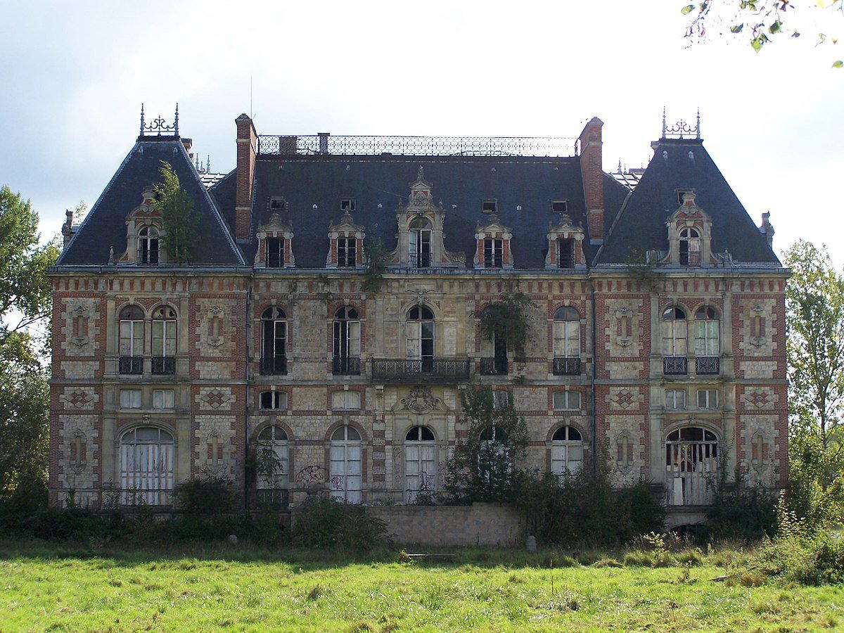 Bonnelles, France