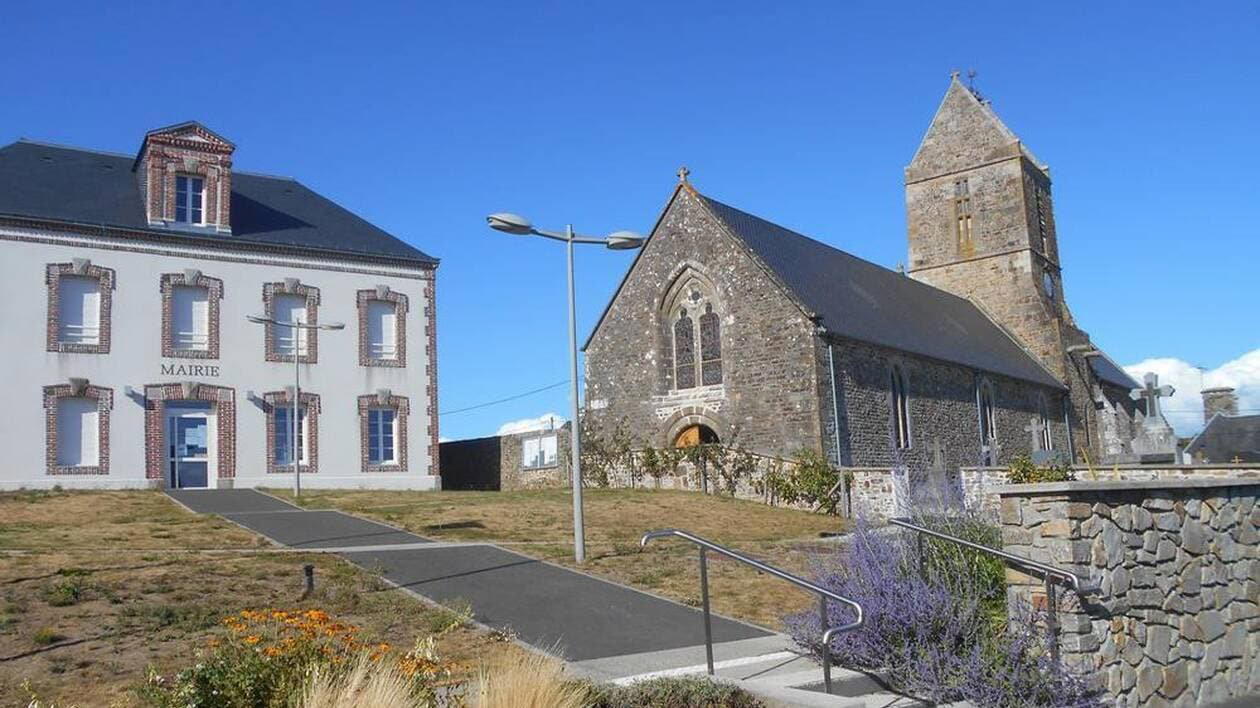 Saint-Denis-le-Vêtu, France