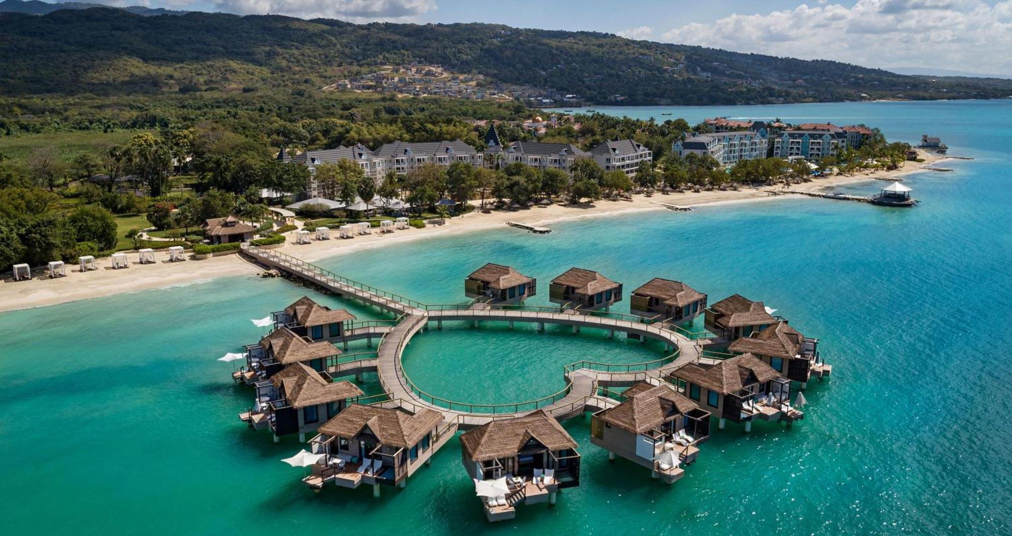 Whitehouse, Jamaica