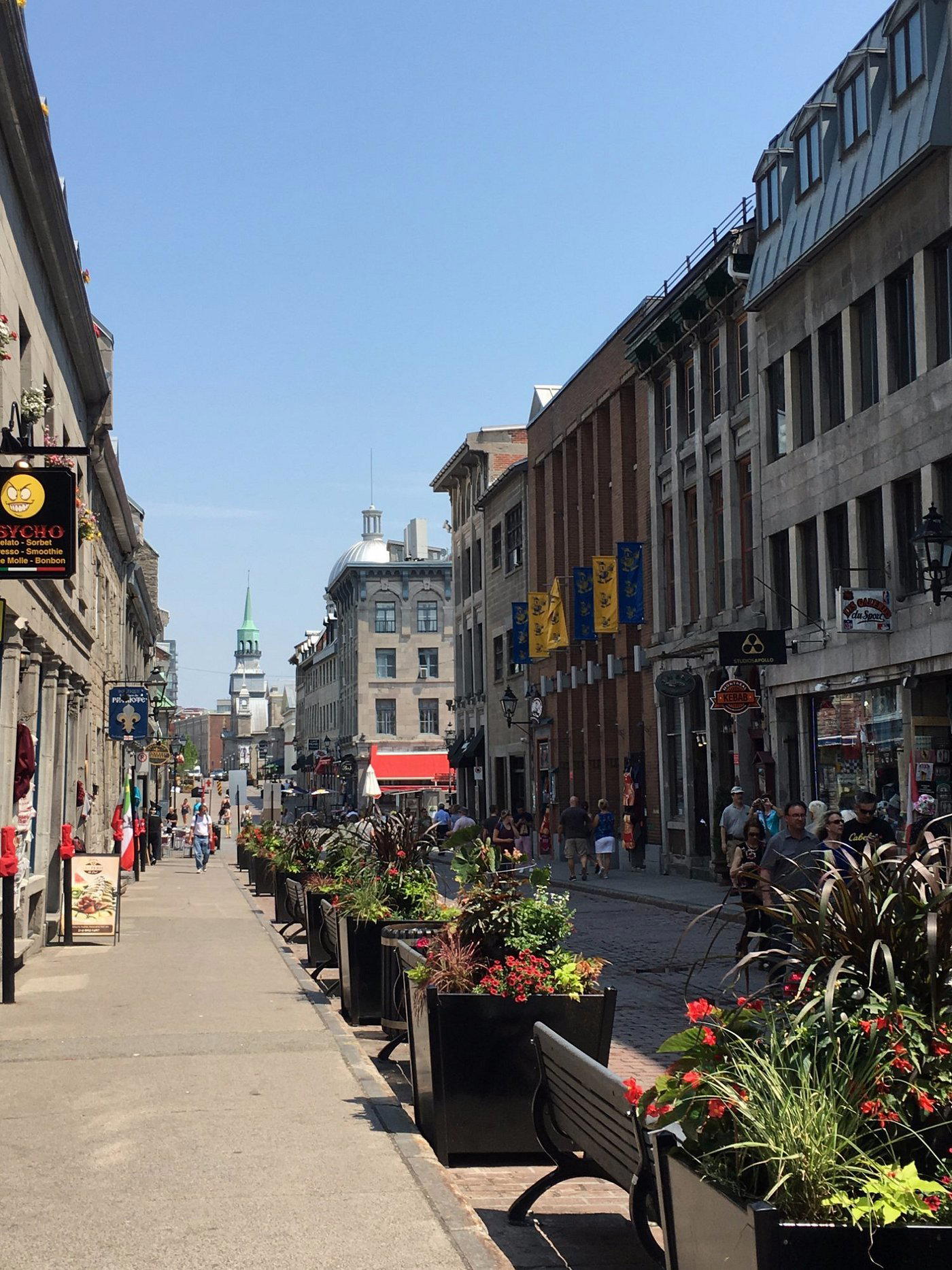 Pointe Claire, Canada