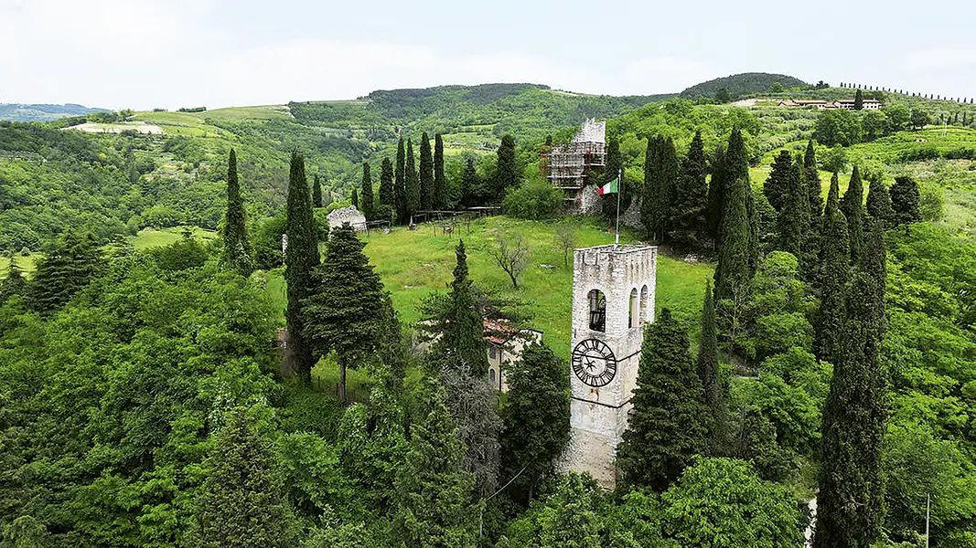 Isola Rizza, Italy