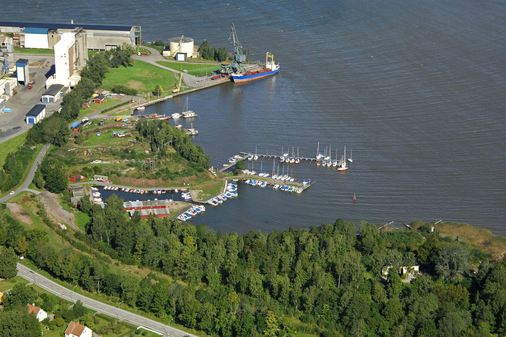 Hallekis, Sweden