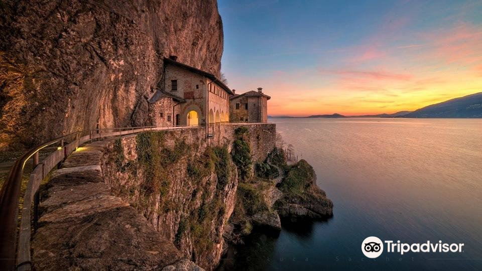 Suna, Italy