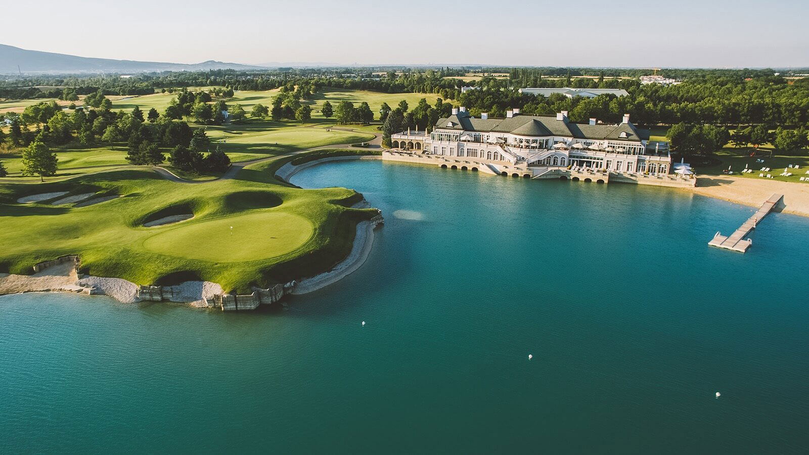 Oberwaltersdorf, Austria