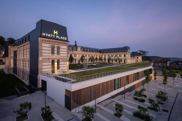 Isneauville, France