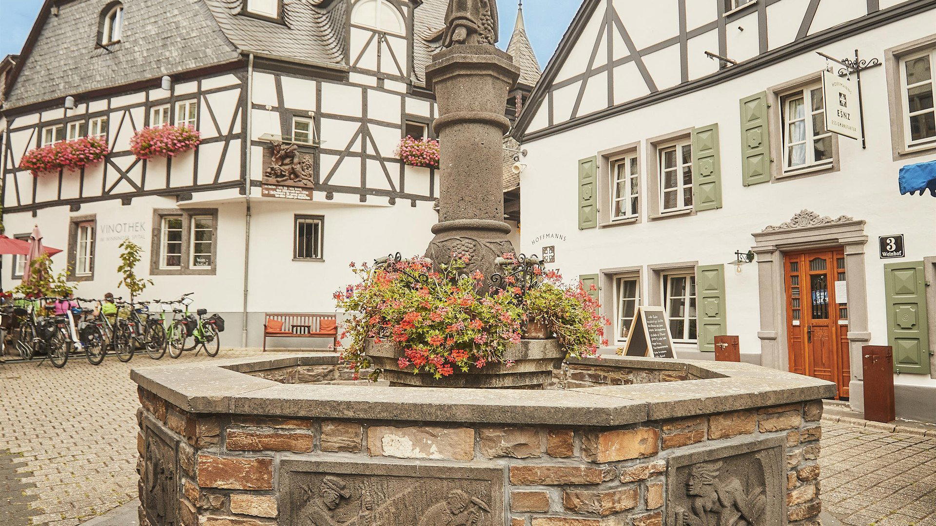 Winningen, Germany