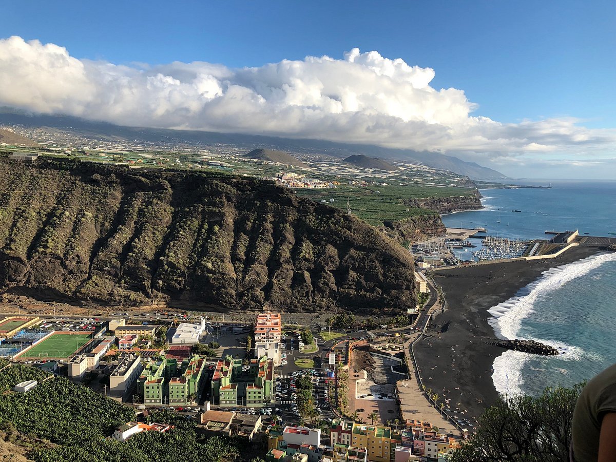 Villa y Puerto de Tazacorte, Spain