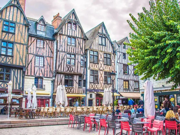 Saint-Cyr-sur-Loire, France