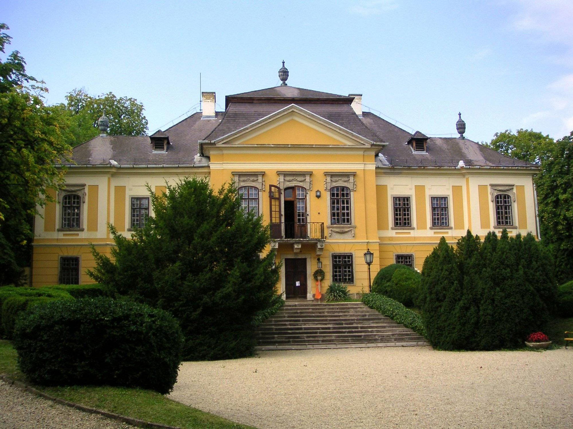 Noszvaj, Hungary