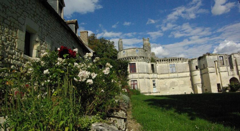 Veuil, France
