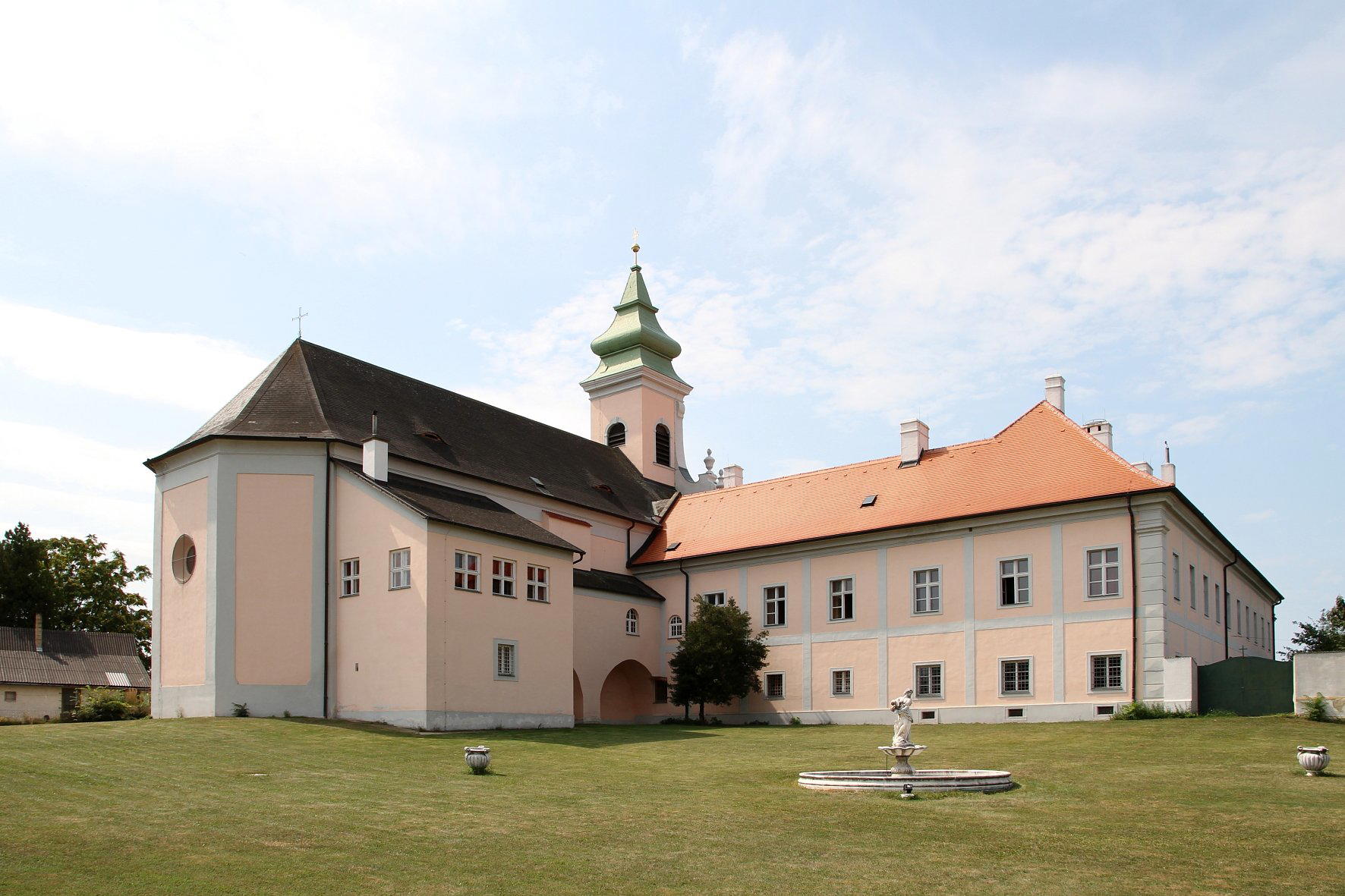 Mönchhof, Austria