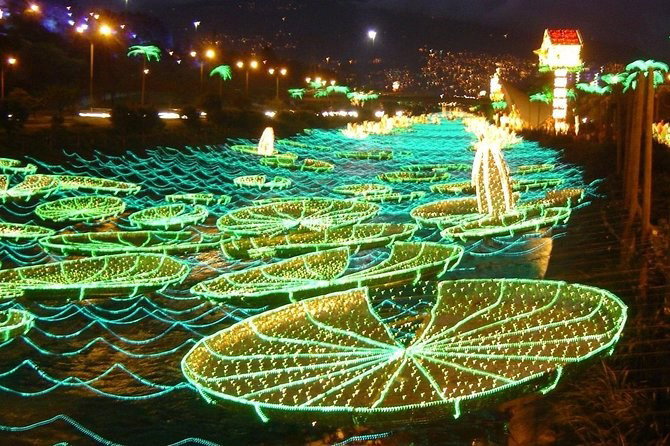 Luces, Spain