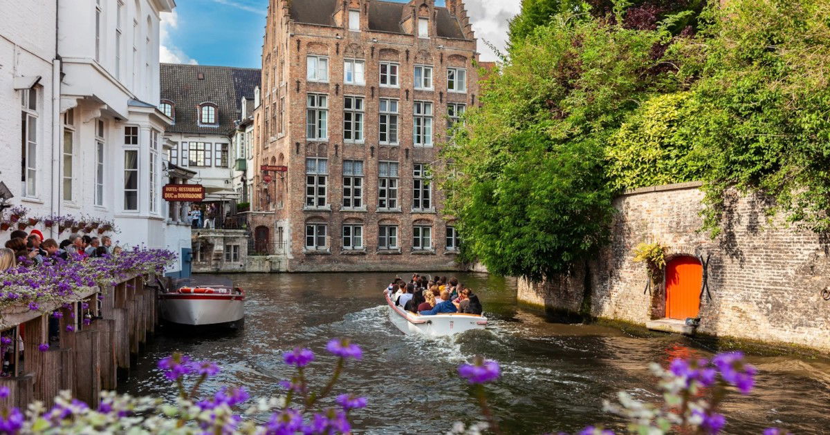 Kruishoutem, Belgium