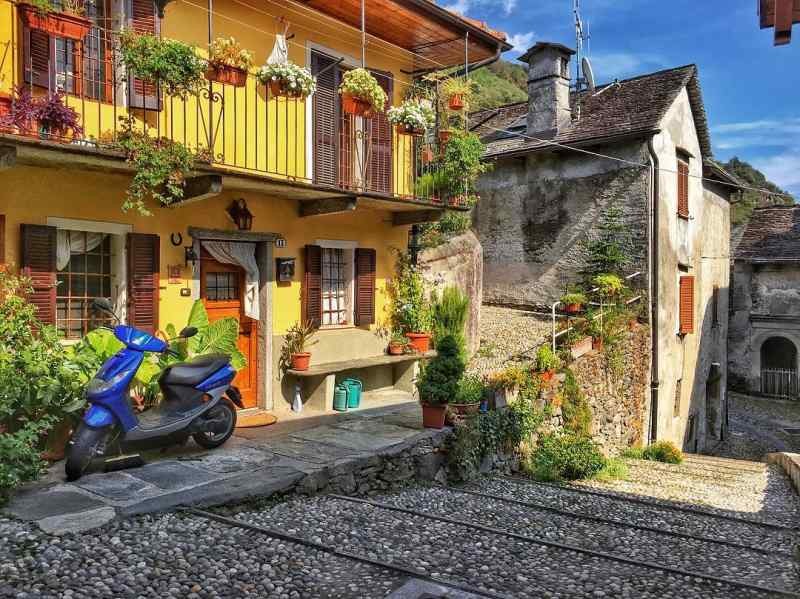 Castelbianco, Italy