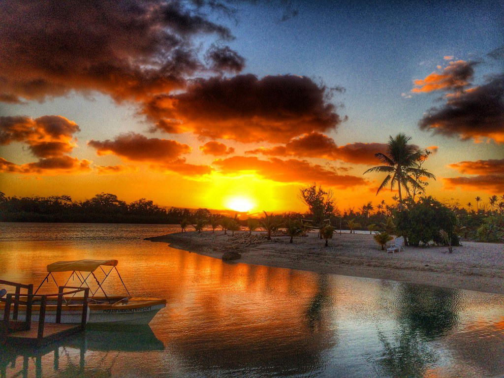 Vanuatu luxury dining and travel destination