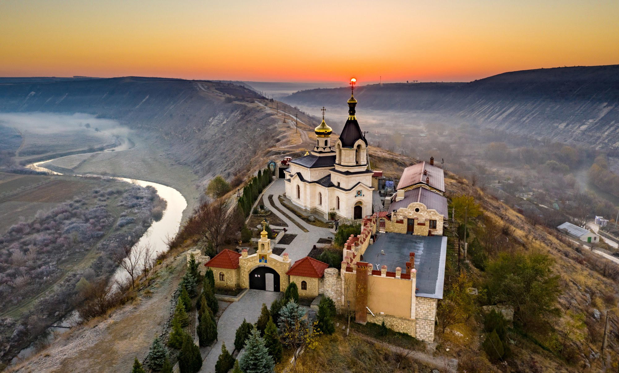 Moldova luxury dining and travel destination