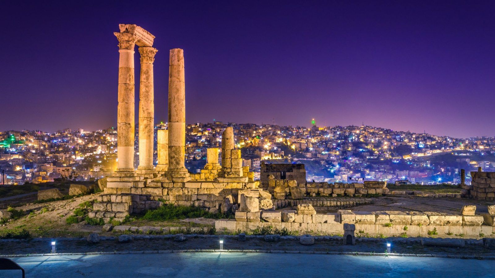 Jordan luxury dining and travel destination
