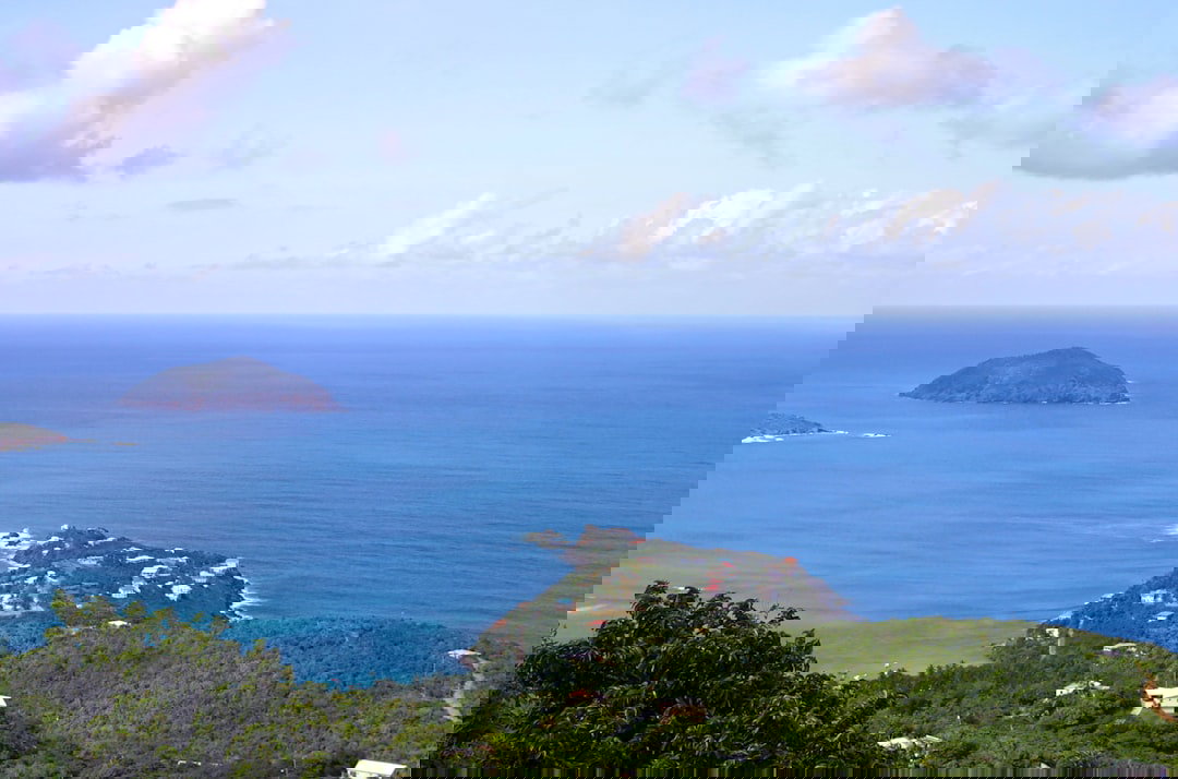 British Virgin Islands luxury dining and travel destination