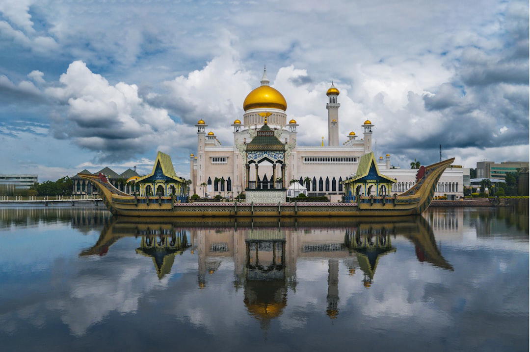 Brunei Darussalam luxury dining and travel destination