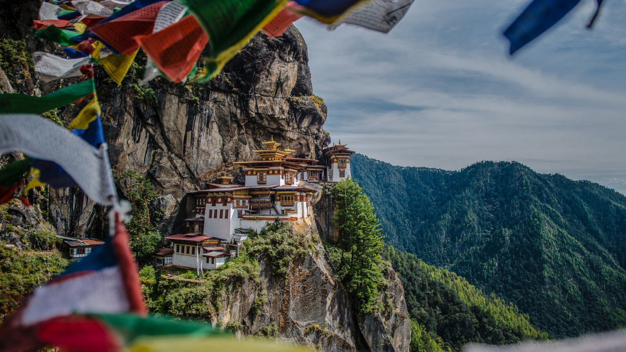 Bhutan luxury dining and travel destination