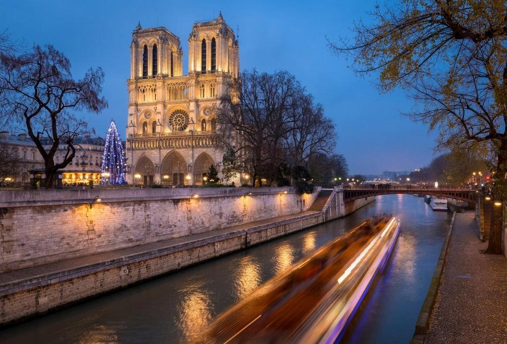 Greater Paris travel destination