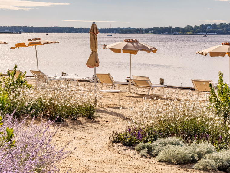 Silver Sands Motel & Beach Bungalows, North Fork Long Island, United States