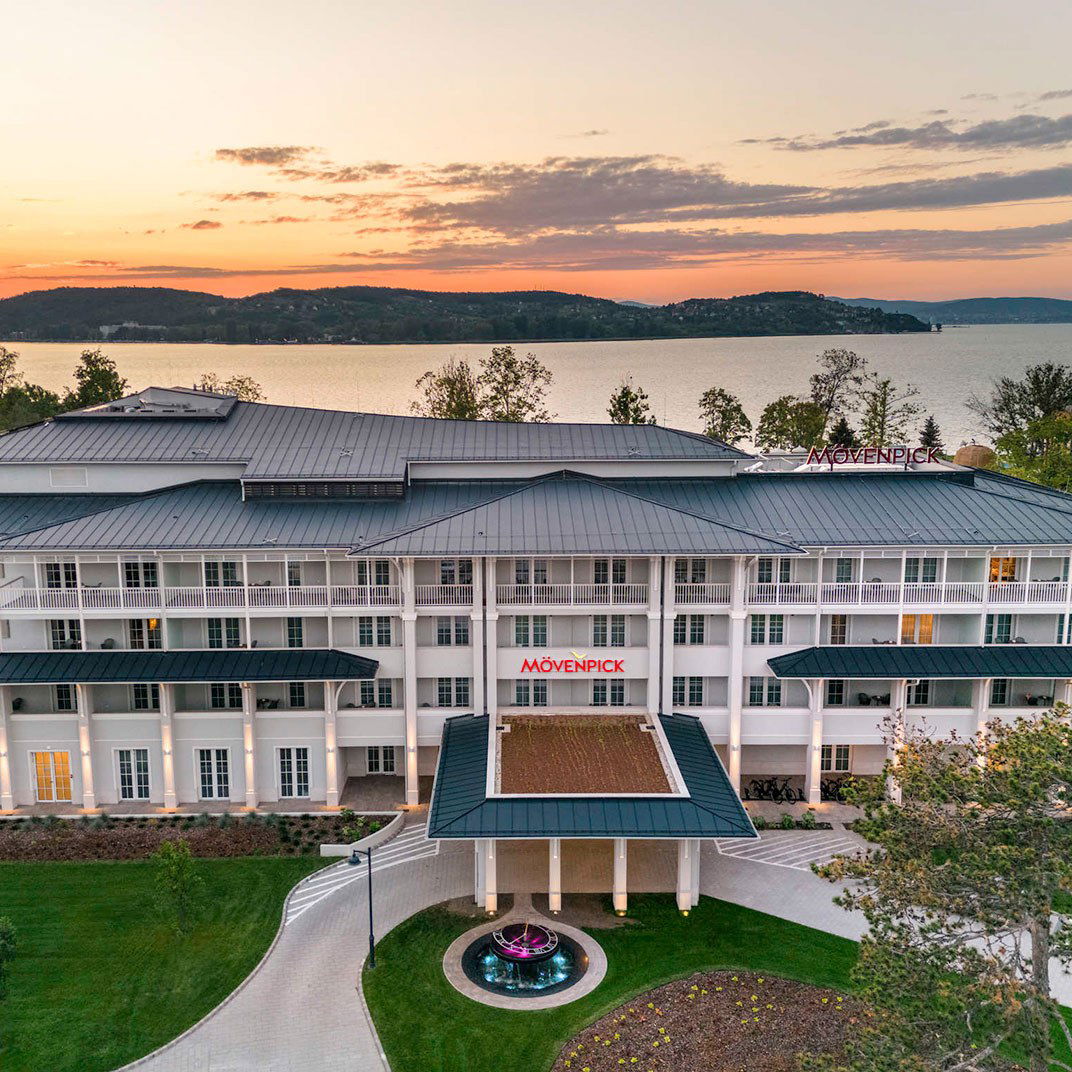 Mövenpick Balaland Resort Lake Balaton, Hotel in Szantod