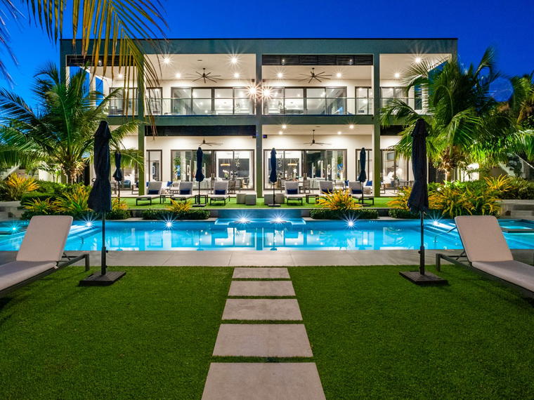Black Urchin Boutique Resort, Grand Cayman, Cayman Islands