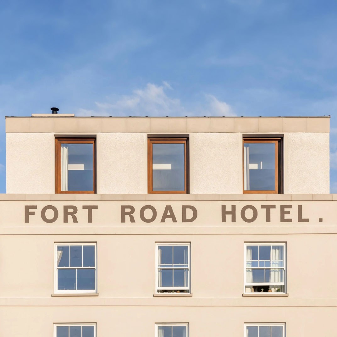 Fort Road Hotel