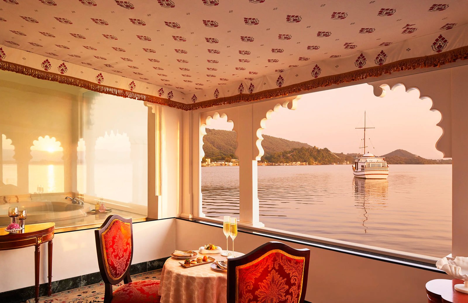 Taj Lake Palace