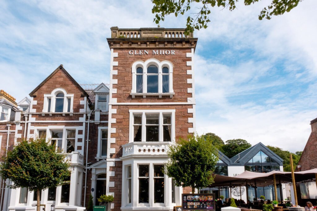 Glen Mhor Hotel & Apartments hotel in Highland, United Kingdom