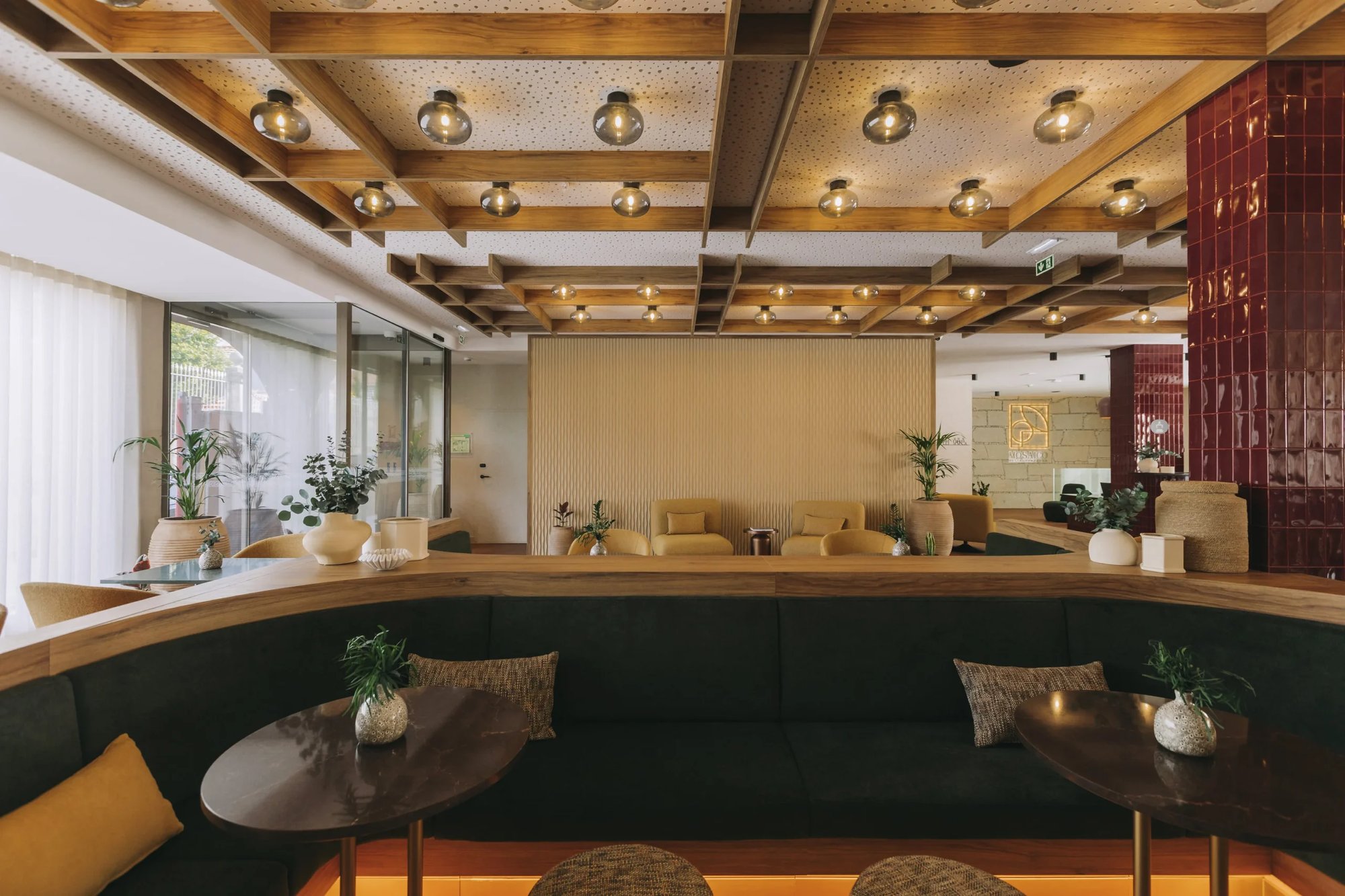 705 O'Porto Hotel