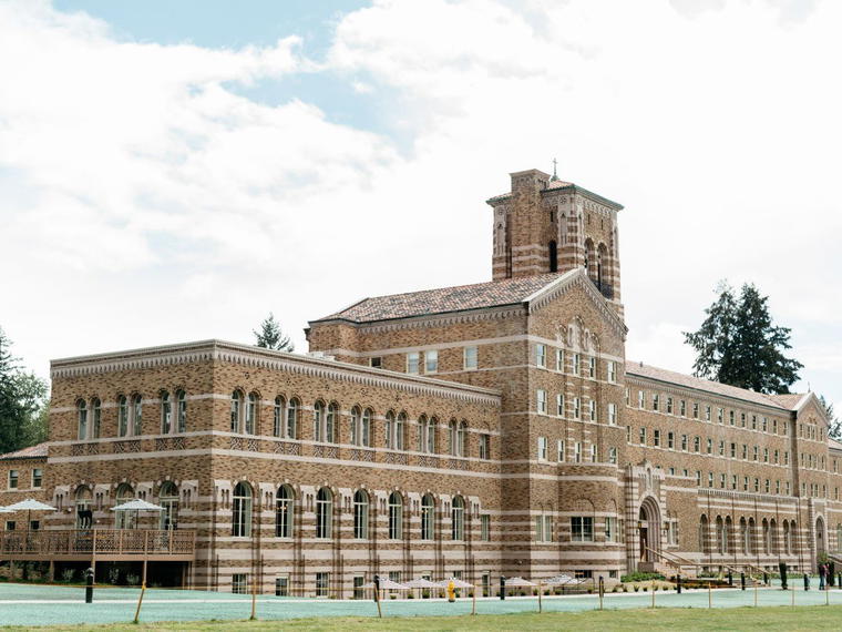 The Lodge at St Edward State Park, Kenmore, United States