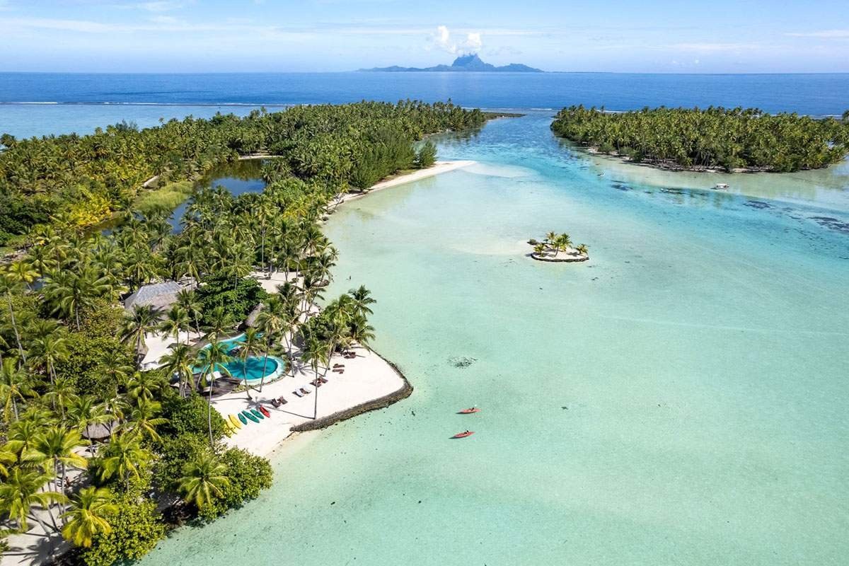 Le Taha’a Pearl Resorts