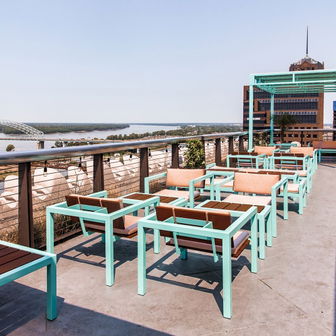 Hu. Hotel