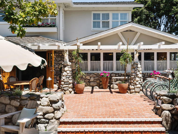 Le Petit Pali at 8th Ave, Carmel-by-the-Sea, United States