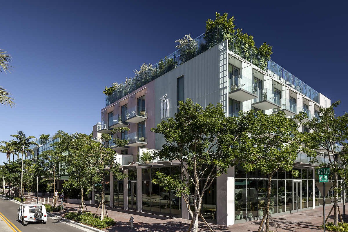 The Ray Hotel Delray Beach, Curio Collection by Hilton