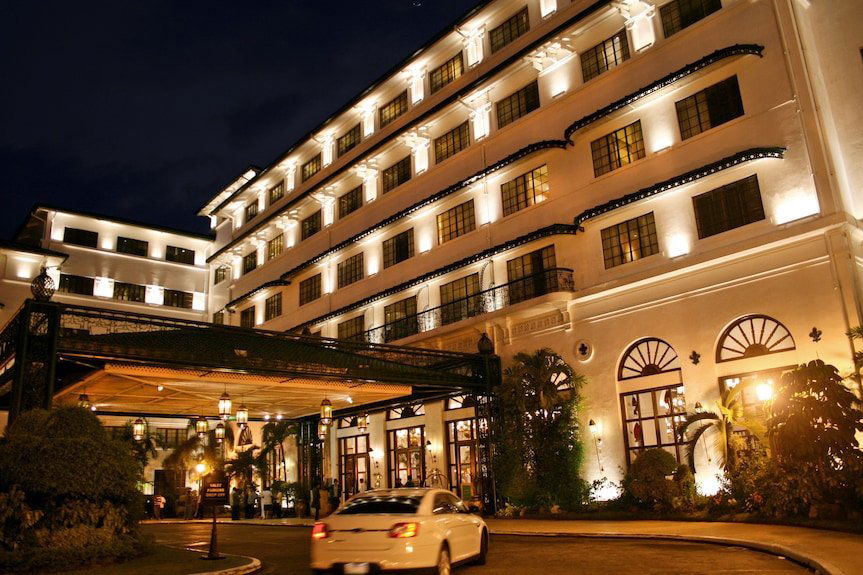 The Manila Hotel, Hotel in Manila