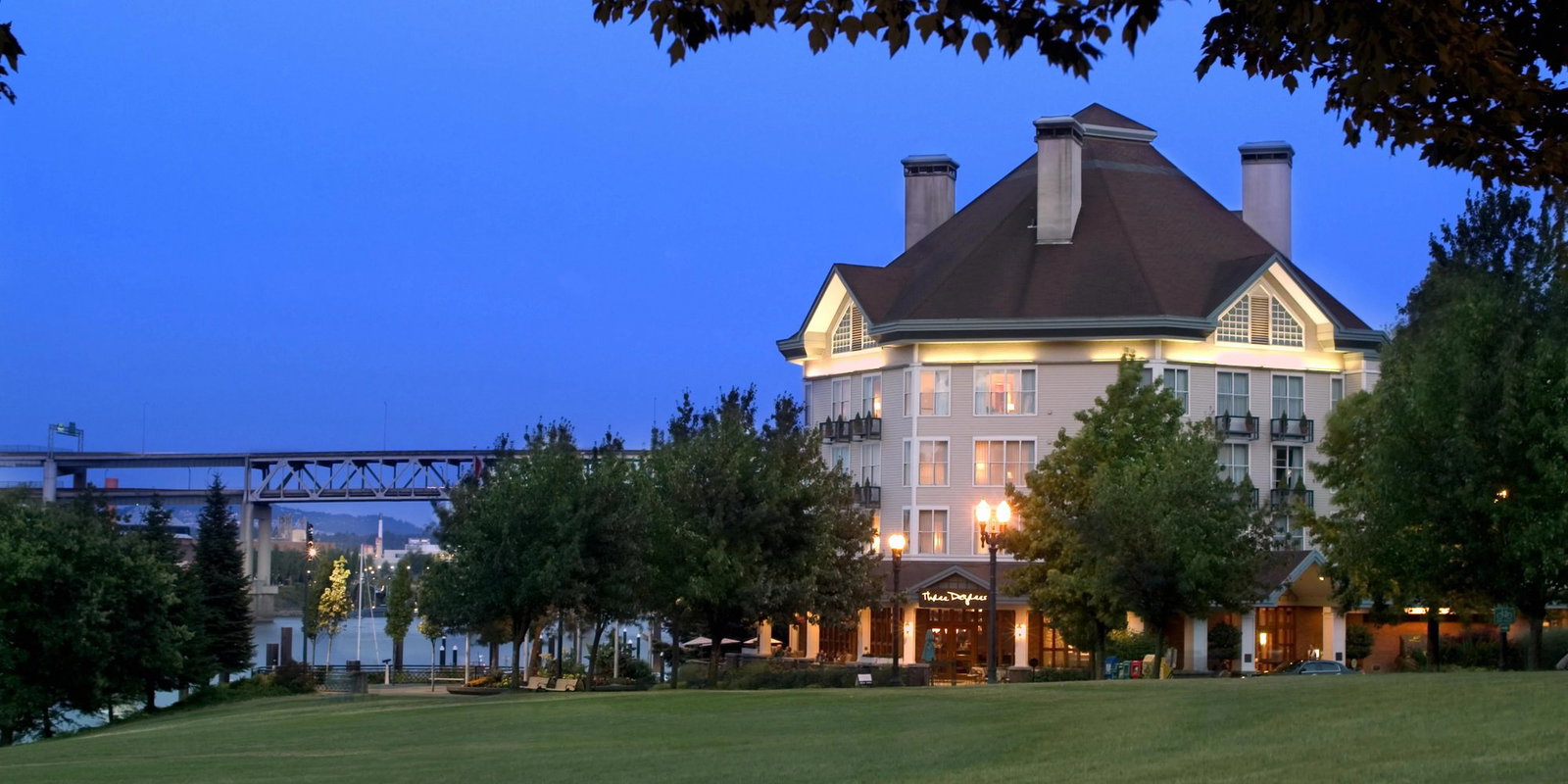 Kimpton RiverPlace Hotel, Portland, United States