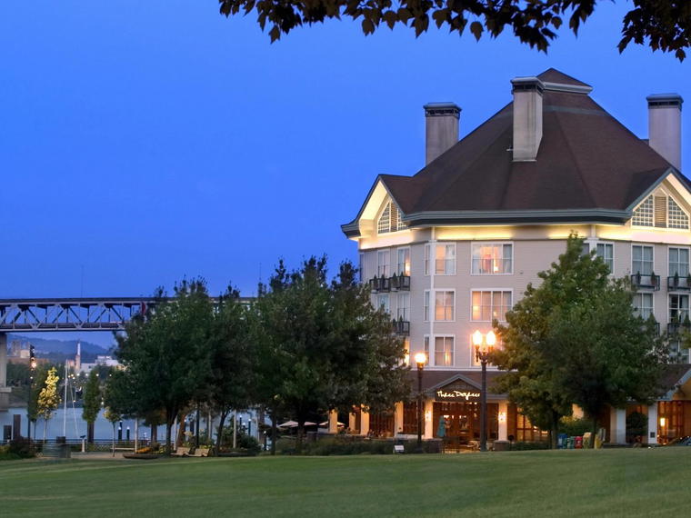 Kimpton RiverPlace Hotel, Portland, United States