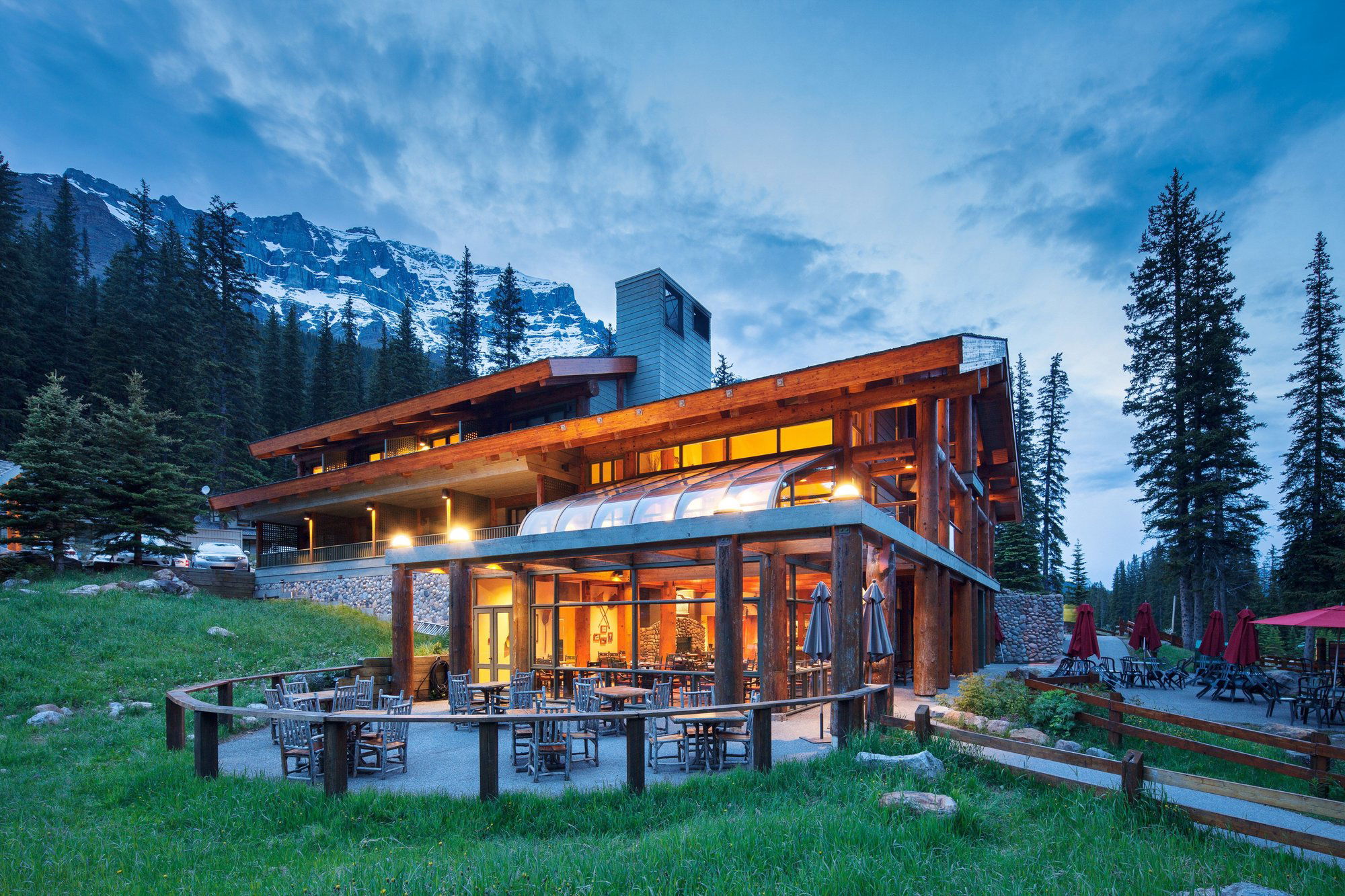 Moraine Lake Lodge, Hotel in I D No 9