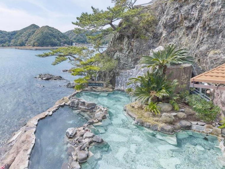 Kumano-bettei NAKANOSHIMA, Nachikatsuracho, Higashimuro Gun, Japan