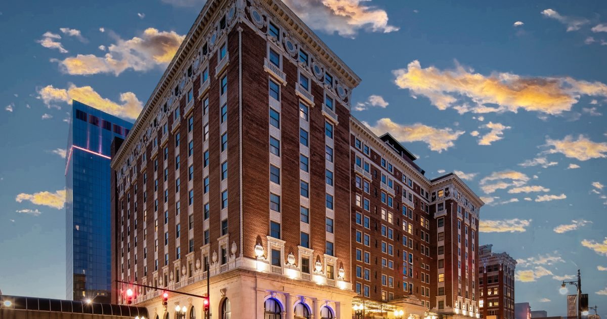 Amway Grand Plaza, Curio Collection by Hilton, Hotel in Grand Rapids